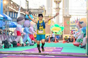 BIB: 5149, 488
                            <button type="button" onclick="openModal(24883766)" class="btn btn-primary btn-sm float-right btn-popup" data-toggle="modal" data-target=".modal-high-quality">
                        <i class="fas fa-shopping-cart"></i> Add to Cart
                    </button>
                                            <button type="button" onclick="isThisMe(24883766, true)" class="btn btn-success btn-sm float-right btn-popup btn-isme hidden" data-toggle="tooltip" data-placement="bottom" title="นี่คือรูปของคุณใช่ไหม คลิกที่นี่เพื่อเอาเข้าอัลบั้ม">
                        <i class="fas fa-plus"></i> Add to album
                    </button>
                    <button type="button" onclick="isThisMe(24883766, false)" class="btn btn-warning btn-sm float-right btn-popup btn-isnotme hidden">
                        <i class="fas fa-ban"></i> Remove from album
                    </button>